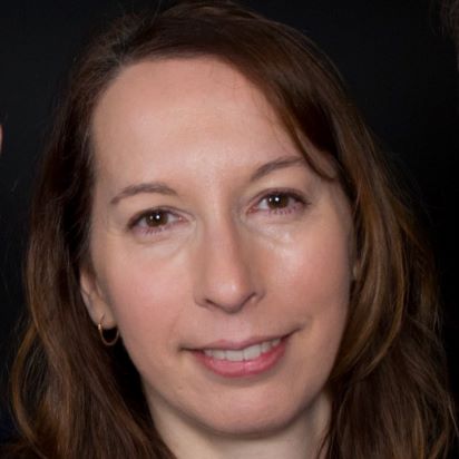 Annie Hamel head shot.