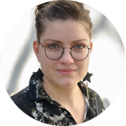 Noémi Szili HEADSHOT