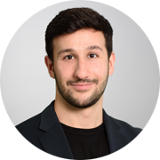 SHAHRAD DARAEIKIA HEADSHOT