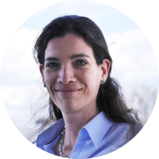 Julia Schueler Headshot