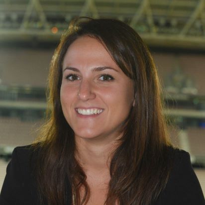 Julie Veyssiere Headshot