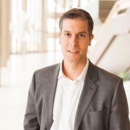Simon Authier head shot.